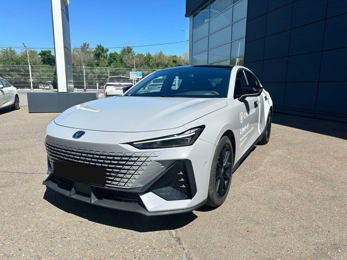Changan UNI-V