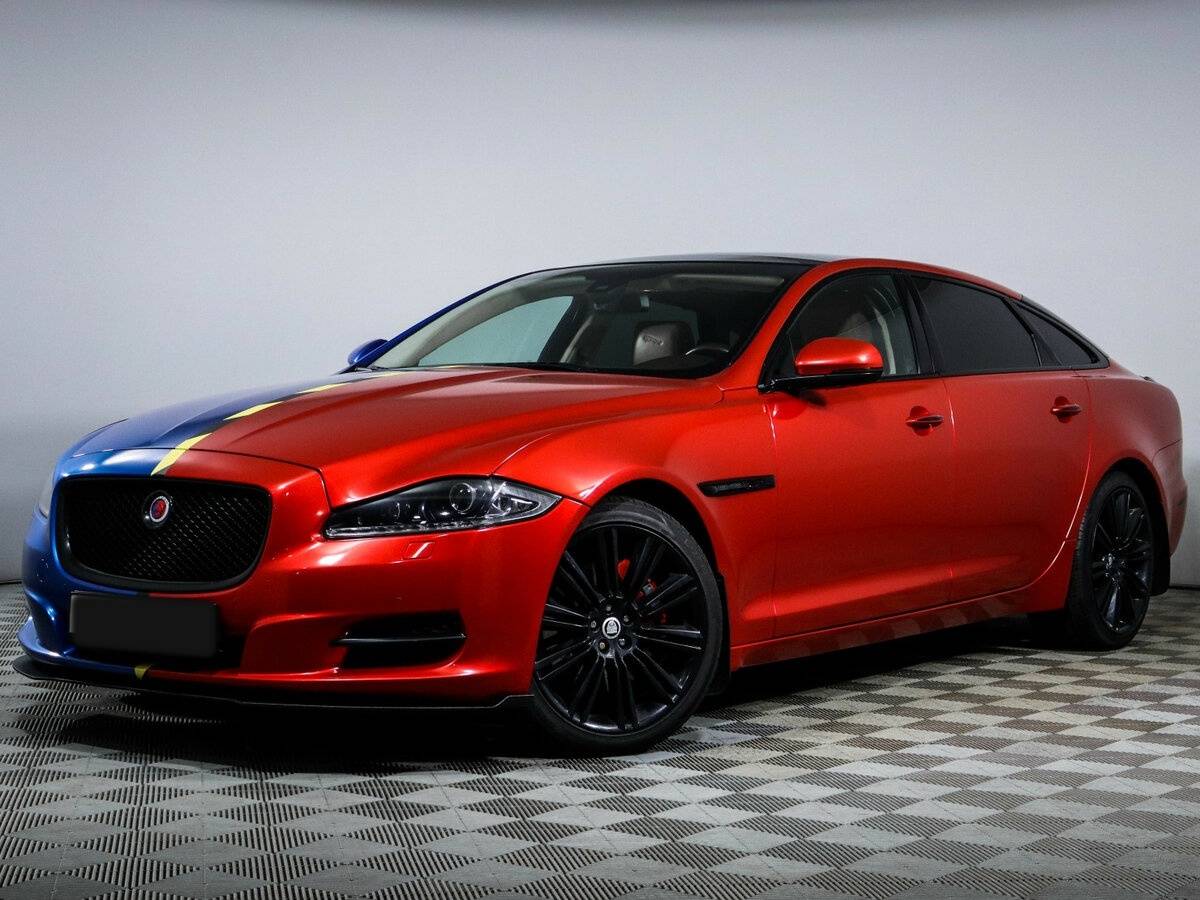 Jaguar XJ